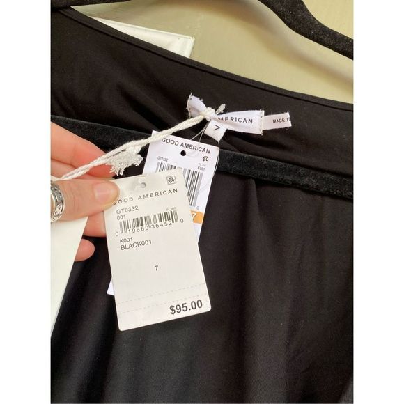 Good American NWT Black Wrap Top Blouse, Size 7 (4XL), MSRP $95 - Picture 4 of 8